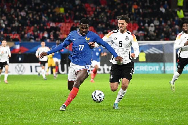 欧陆平台：博尼：我妈曾威胁我说如果我高考没过，就不会给我签合同